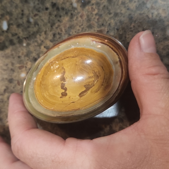 🎀Beautiful marbling egg rock - Picture 3 of 7